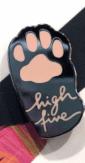 7208-bean-paw-high-five-pin-5056472906567-14710093873248-2.png
