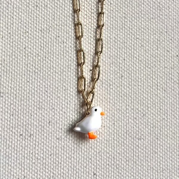 7716-small-paperclip-46cm-lucky-ducky-necklace-5056472913596-41370903544057-3.jpg