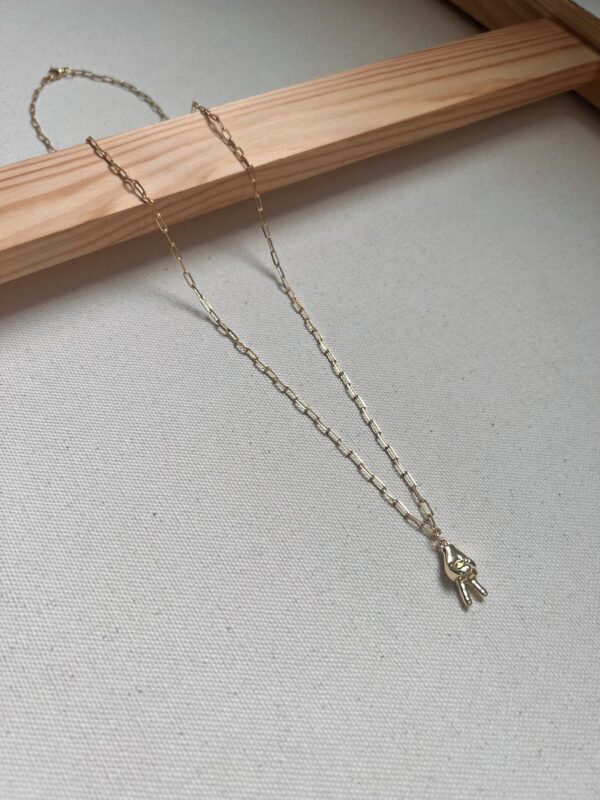 7721-peace-out-necklace-5056472913886-41371446051065-2.jpg