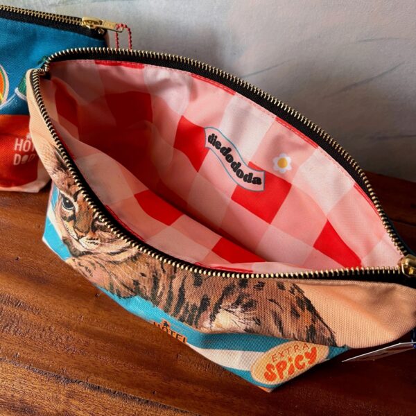 Bodega_Pouch_inside-6.jpg