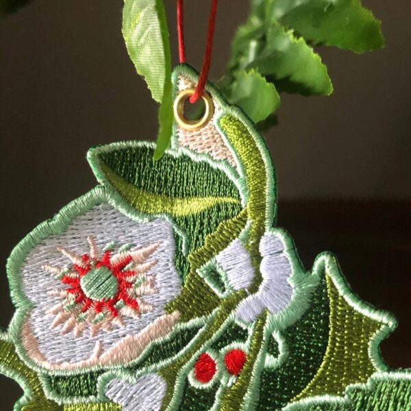 emhadebo-christmas-botanicals-hanging-decoration-5558983456788-20763481833628-2.jpg emhadebo-christmas-botanicals-hanging-decoration-5558983456788-20763481833628-2.jpg