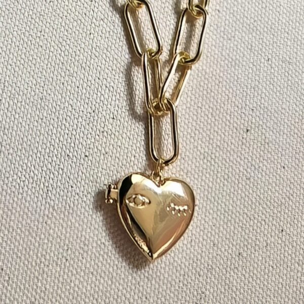 wink-heart-locket-necklace-41371207205113-2.jpg
