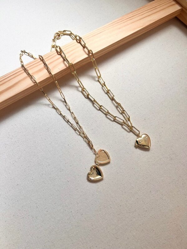 wink-heart-locket-necklace-41371207401721-2.jpg