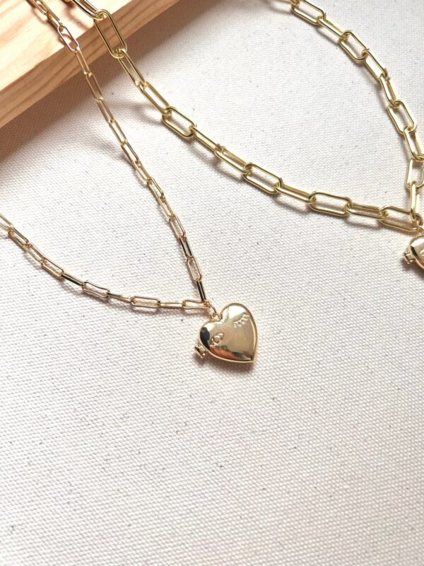 wink-heart-locket-necklace-41371207434489-2.jpg